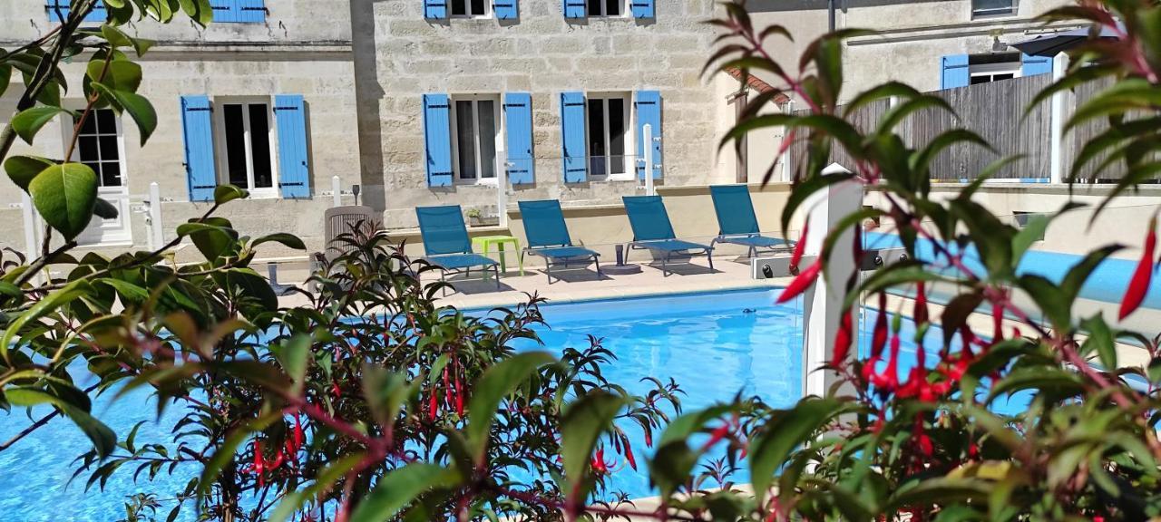 Les Cuves - Saintes Bed & Breakfast Chaniers Exterior foto
