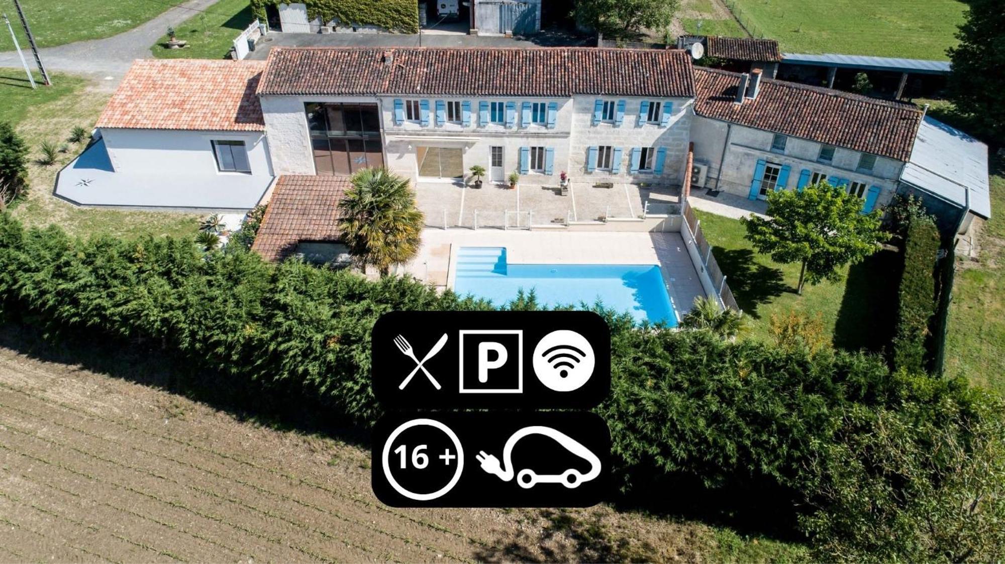 Les Cuves - Saintes Bed & Breakfast Chaniers Exterior foto